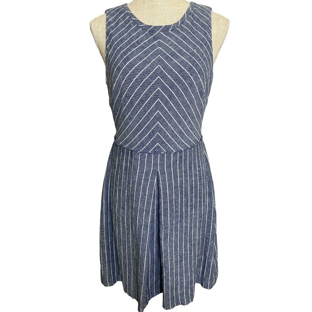 Ann Taylor Loft Chambray Linen Striped Sleeveless Dress with Cutout Back Size 6